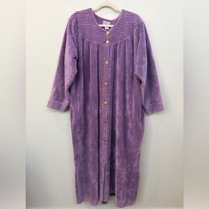 Vintage Chinelle Women's Robe Lavender Button Front Size 2X Intimates Apparel